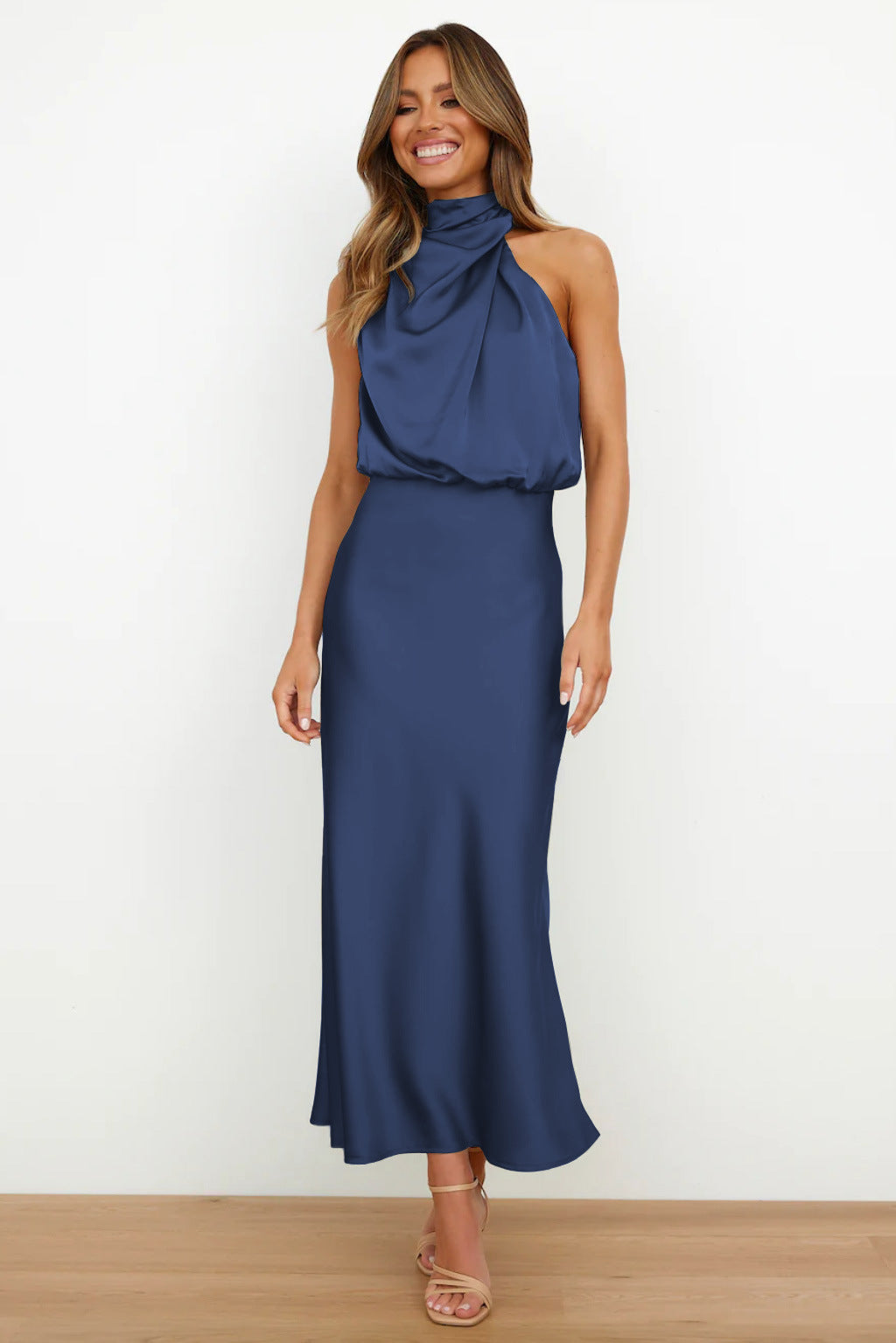 Marina - Abito con scollo all'americana