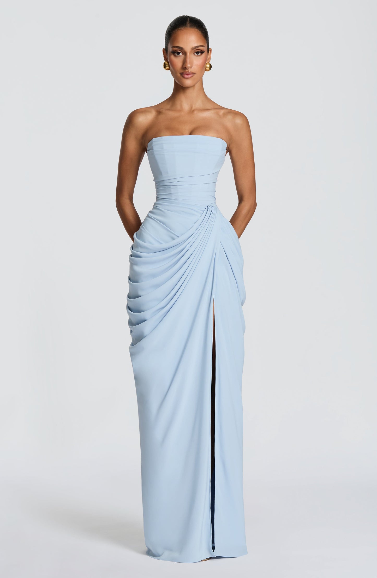 Abito Lauren™ | Eleganza scultorea che valorizza la tua silhouette