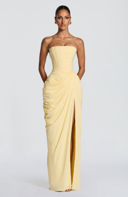 Abito Lauren™ | Eleganza scultorea che valorizza la tua silhouette