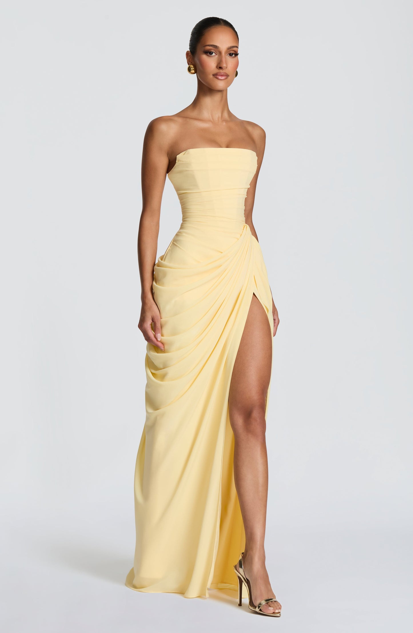 Abito Lauren™ | Eleganza scultorea che valorizza la tua silhouette