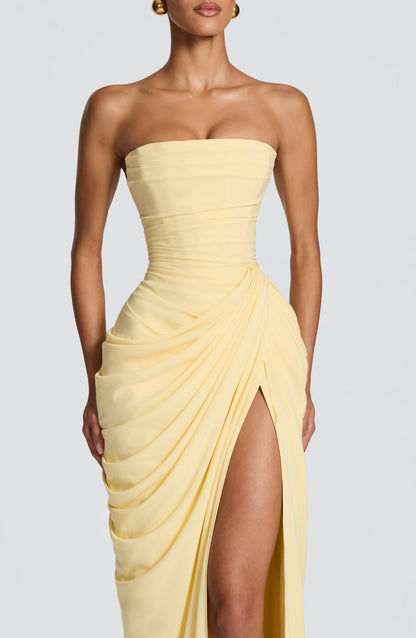 Abito Lauren™ | Eleganza scultorea che valorizza la tua silhouette