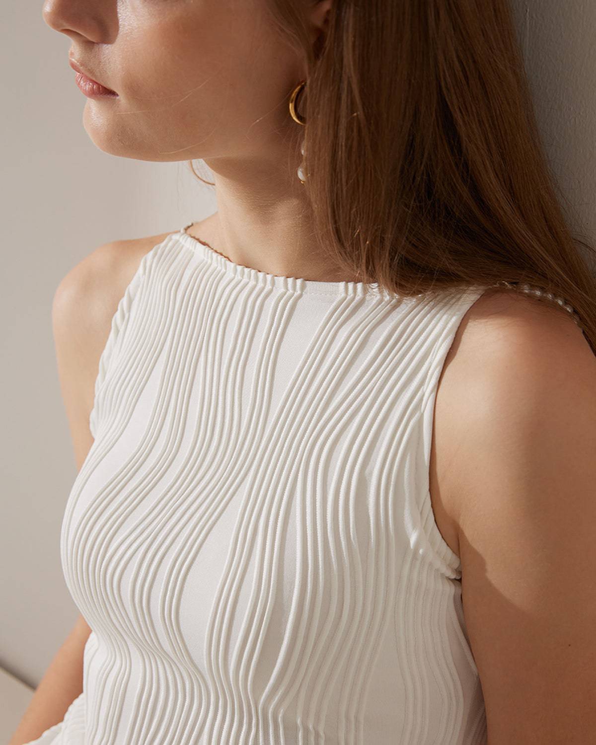Lara - Vestido blanco de cuello ancho