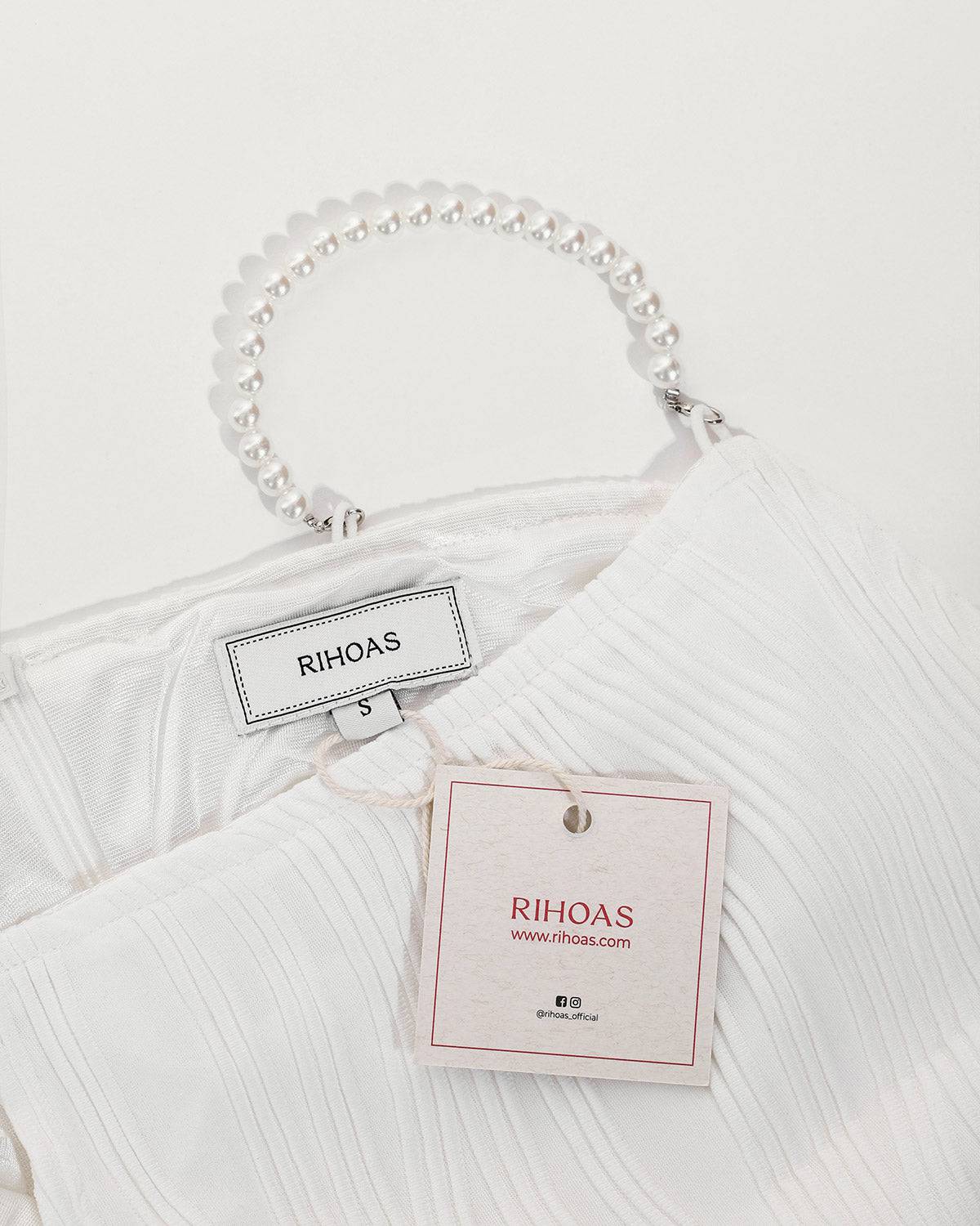 Lara - Vestido blanco de cuello ancho