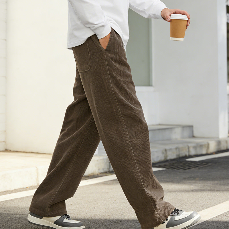 Pantaloni oversize da uomo