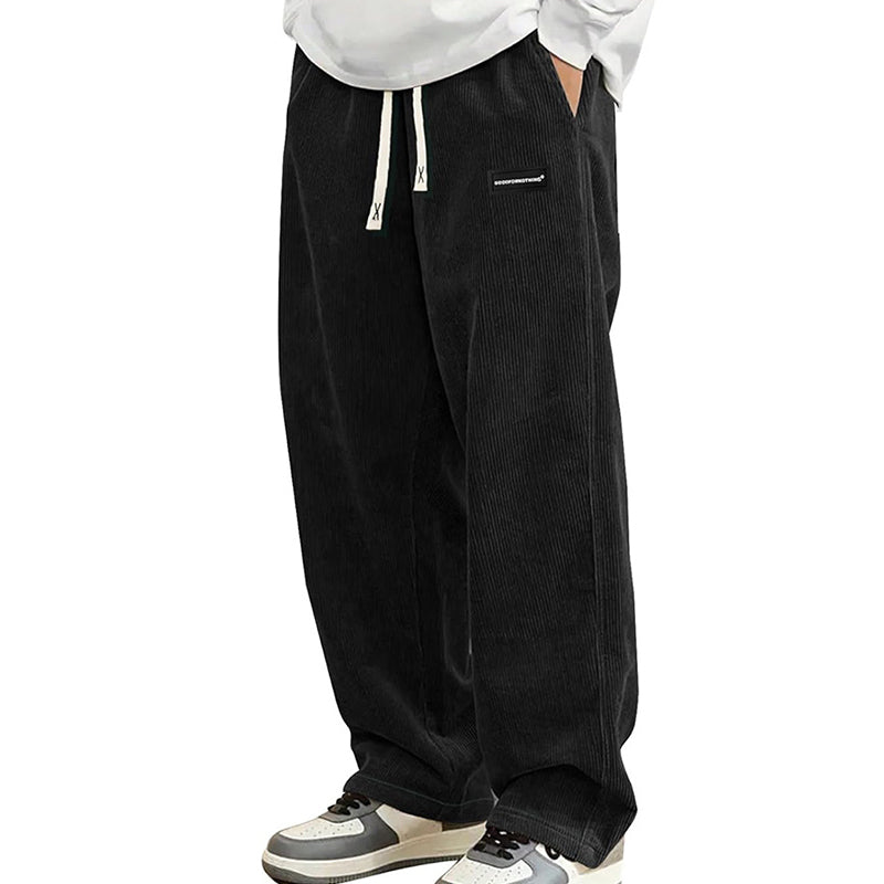 Pantaloni oversize da uomo