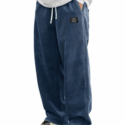 Pantaloni oversize da uomo